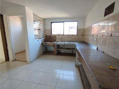 Casa de 5 alcobas en venta en Villa Hermosa, Medellín, 128 m² · foto 15 de 20