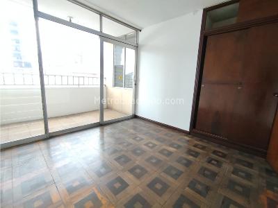 Apartamento en venta en Centro, Medellín · foto 9 de 20