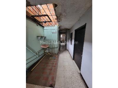 Casa de 5 alcobas en venta en Manrique, Medellín, 92 m² · foto 10 de 20