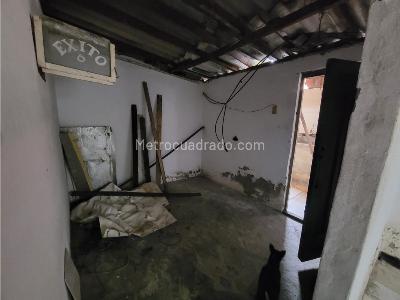 Casa de 5 alcobas en venta en Manrique, Medellín, 92 m² · foto 17 de 20