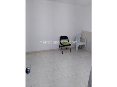 Casa de 5 alcobas en venta en La Milagrosa, Medellín, 162 m² · foto 10 de 17