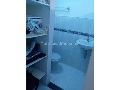 Casa de 5 alcobas en venta en La Milagrosa, Medellín, 162 m² · foto 11 de 17