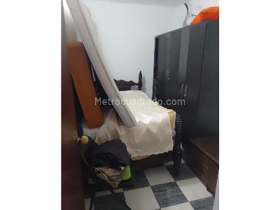 Casa de 5 alcobas en venta en La Milagrosa, Medellín, 162 m² · foto 16 de 17