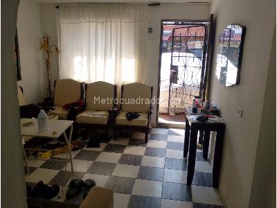 Casa de 5 alcobas en venta en La Milagrosa, Medellín, 162 m² · foto 7 de 17