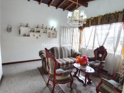 Casa de 5 alcobas en venta en Villa Hermosa, Medellín, 160 m² · foto 20 de 20