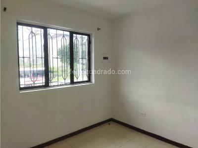 Apartamento de 4 alcobas en venta en La Florida, Bello, 87 m² · foto 3 de 20
