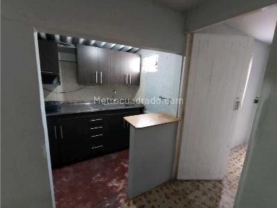 Apartamento en venta en Aranjuez, Medellín · foto 2 de 19