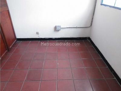 Casa de 3 alcobas en venta en El Salvador, Medellín, 38 m² · foto 16 de 20
