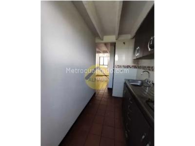 Casa de 3 alcobas en venta en El Salvador, Medellín, 38 m² · foto 3 de 20
