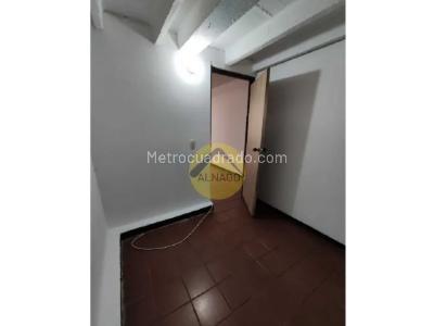 Casa de 3 alcobas en venta en El Salvador, Medellín, 38 m² · foto 7 de 20
