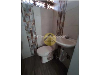 Casa de 3 alcobas en venta en El Salvador, Medellín, 38 m² · foto 9 de 20
