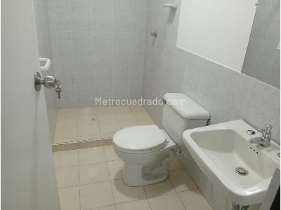 Casa de 4 alcobas en venta en Villa Hermosa, Medellín, 148 m² · foto 10 de 18