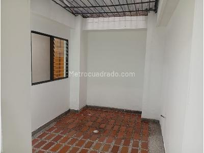 Casa de 4 alcobas en venta en Villa Hermosa, Medellín, 148 m² · foto 13 de 18