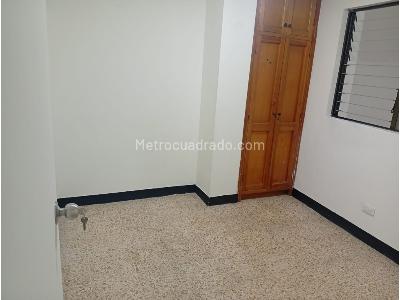 Casa de 4 alcobas en venta en Villa Hermosa, Medellín, 148 m² · foto 14 de 18