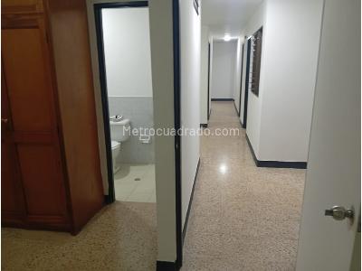 Casa de 4 alcobas en venta en Villa Hermosa, Medellín, 148 m² · foto 17 de 18
