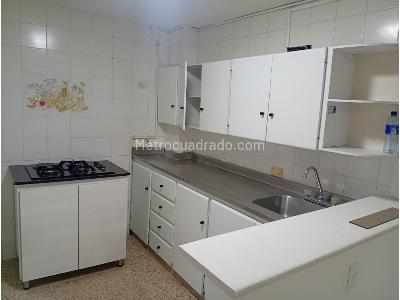 Casa de 4 alcobas en venta en Villa Hermosa, Medellín, 148 m² · foto 4 de 18