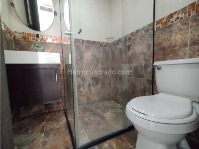Apartamento de 2 alcobas en venta en Alcala, Bello, 48 m² · foto 11 de 17