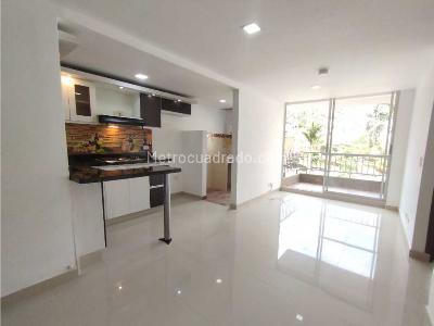 Apartamento de 2 alcobas en venta en Alcala, Bello, 48 m² · foto 4 de 17
