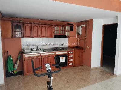 Casa de 3 alcobas en venta en Robledo Palenque, Medellín, 134 m² · foto 2 de 20