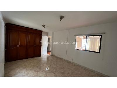 Casa de 5 alcobas en venta en El Dorado, Envigado, 167 m² · foto 12 de 20