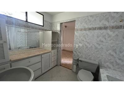 Casa de 5 alcobas en venta en El Dorado, Envigado, 167 m² · foto 14 de 20