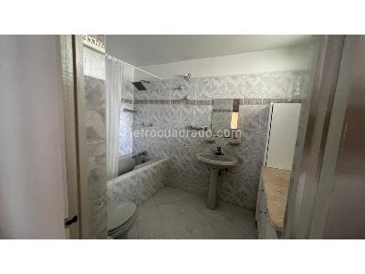 Casa de 5 alcobas en venta en El Dorado, Envigado, 167 m² · foto 15 de 20