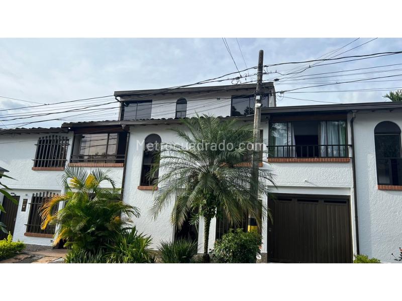 Casa – Envigado - Vista 2