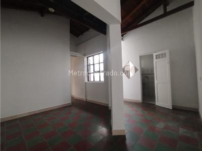 Casa de 4 alcobas en venta en Boston, Medellín, 130 m² · foto 5 de 20
