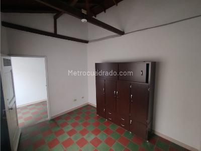 Casa de 4 alcobas en venta en Boston, Medellín, 130 m² · foto 6 de 20