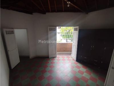 Casa de 4 alcobas en venta en Boston, Medellín, 130 m² · foto 7 de 20