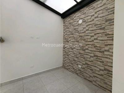 Casa de 3 alcobas en venta en Central, Bello, 85 m² · foto 10 de 13