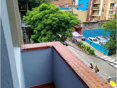 Apartamento en venta en Boston, Medellín · foto 3 de 14
