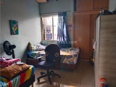 Apartamento en venta en Manrique, Medellín · foto 4 de 10