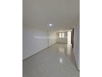 Apartamento de 3 alcobas en venta en Villa Hermosa, Medellín, 62 m² · foto 2 de 7