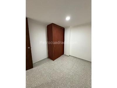 Apartamento de 3 alcobas en venta en Villa Hermosa, Medellín, 62 m² · foto 3 de 7