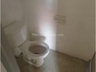 Casa de 5 alcobas en venta en Buenos Aires, Medellín, 108 m² · foto 10 de 17