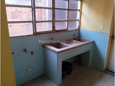 Casa de 3 alcobas en venta en Prado, Medellín, 130 m² · foto 3 de 20