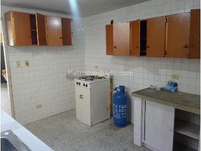 Casa de 3 alcobas en venta en Prado, Medellín, 130 m² · foto 9 de 20