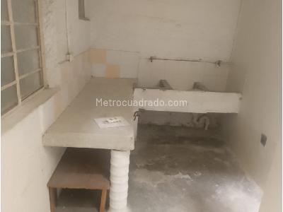 Casa de 5 alcobas en venta en Manrique, Medellín, 120 m² · foto 8 de 10