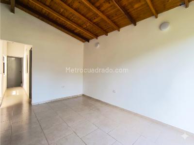 Apartamento de 4 alcobas en venta en Villa Lia, Itagüí, 45 m² · foto 8 de 20