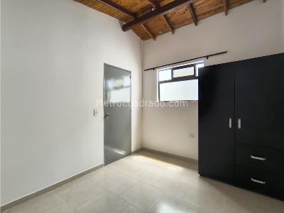 Apartamento de 4 alcobas en venta en Villa Lia, Itagüí, 45 m² · foto 12 de 20