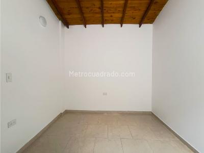 Apartamento de 4 alcobas en venta en Villa Lia, Itagüí, 45 m² · foto 14 de 20