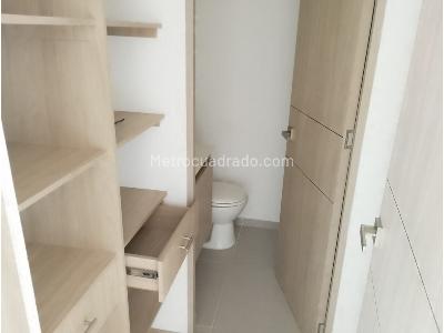 Apartamento en venta en Alto De Las Flores, Sabaneta · foto 3 de 16