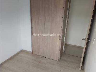 Apartamento en venta en Alto De Las Flores, Sabaneta · foto 9 de 16