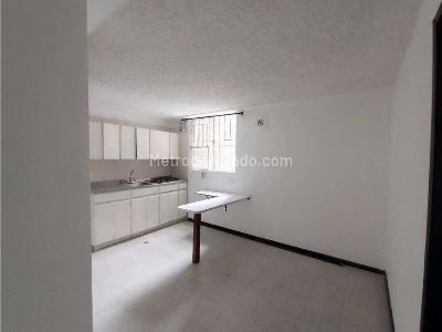 Apartamento en venta en Boston, Medellín · foto 4 de 17