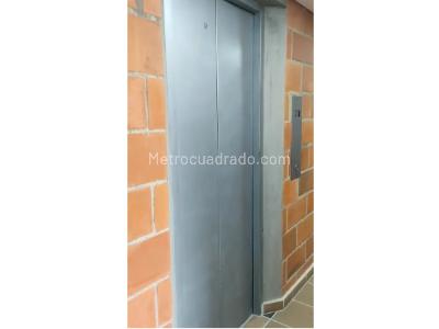 Apartamento de 2 alcobas en venta en Robledo Pilarica, Medellín, 37 m² · foto 11 de 11