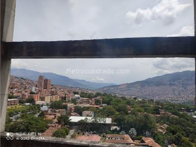 Apartamento de 2 alcobas en venta en Robledo Pilarica, Medellín, 37 m² · foto 4 de 11