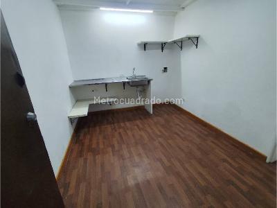 Apartaestudio en venta en Boston, Medellín, 20 m² · foto 2 de 5