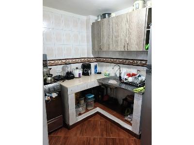 Casa de 3 alcobas en venta en Enciso, Medellín, 56 m² · foto 2 de 9