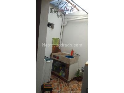 Casa de 3 alcobas en venta en Enciso, Medellín, 56 m² · foto 3 de 9